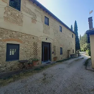 https://a-casa-chianti.it-tuscanyhotel.com